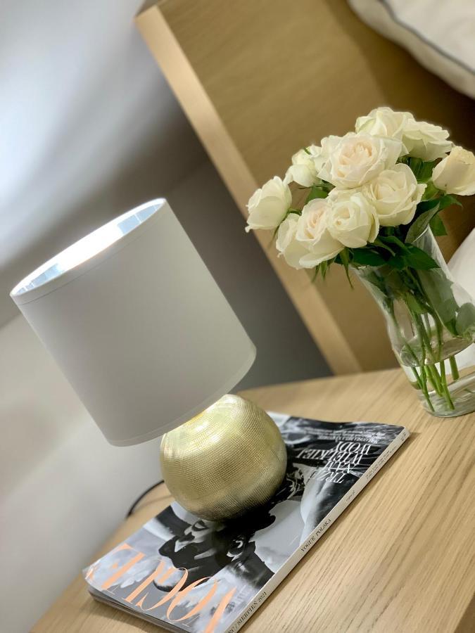 Apartament W Centrum Miasta Z Darmowym Parkingiem Dla Dwojga -Apartamenty Pod Zlotym Lwem โควอตสโก ภายนอก รูปภาพ