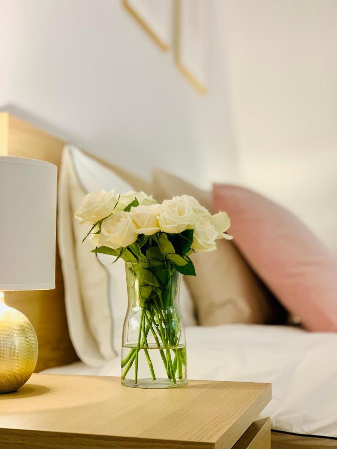 Apartament W Centrum Miasta Z Darmowym Parkingiem Dla Dwojga -Apartamenty Pod Zlotym Lwem โควอตสโก ภายนอก รูปภาพ
